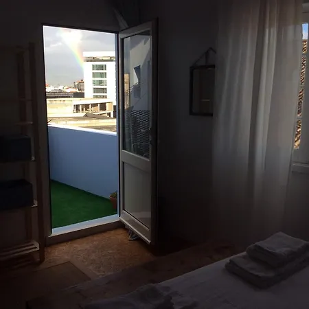 Hostel Marina Lounge *