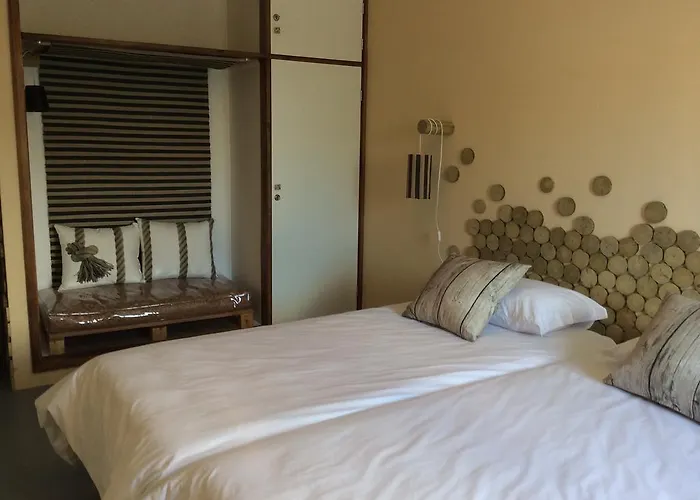 Marina Lounge Hostel