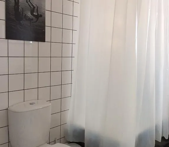 Hostel Marina Lounge Ponta Delgada (Sao Miguel)